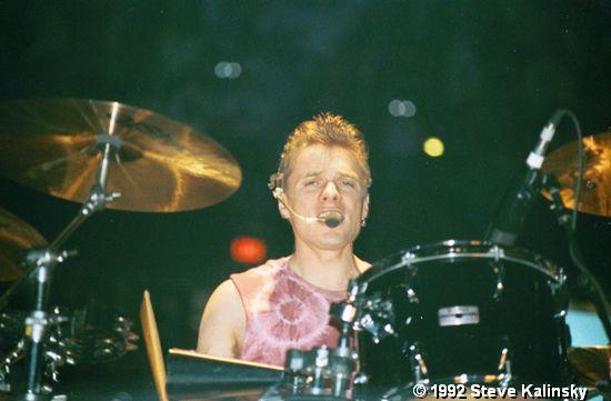 U2gigs.com photos » Zoo TV Tour Indoor » 1992-03-26 - Cleveland ...