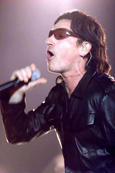 U2 frontman Bono performs at the Saddledome (Darren Makowichuk, Calgary Sun).