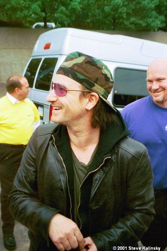 U2gigs.com photos » Elevation Tour » 2001-05-06 - Pittsburgh (pictures ...