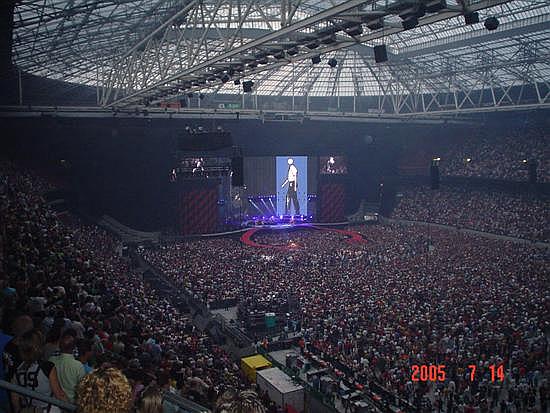 u2 amsterdam arena 15-7-2005 2.jpg