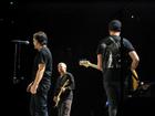 2005 - Vertigo Tour/2005-04-02 - Anaheim (Pictures by Ingrid Petzer)