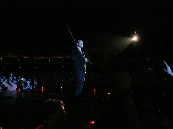 Photo by Andreas Kannemann / U2-Vertigo-Tour.com