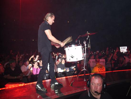 U2gigs.com photos » Vertigo Tour » 2005-12-14 - St. Louis