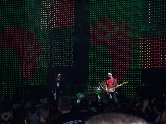 U2gigs.com photos » Vertigo Tour » 2005-12-17 - Salt Lake City