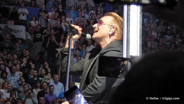 Photo by Stefan / U2gigs.com