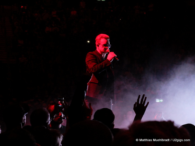 Photo by Matthias Muehlbradt / U2gigs.com