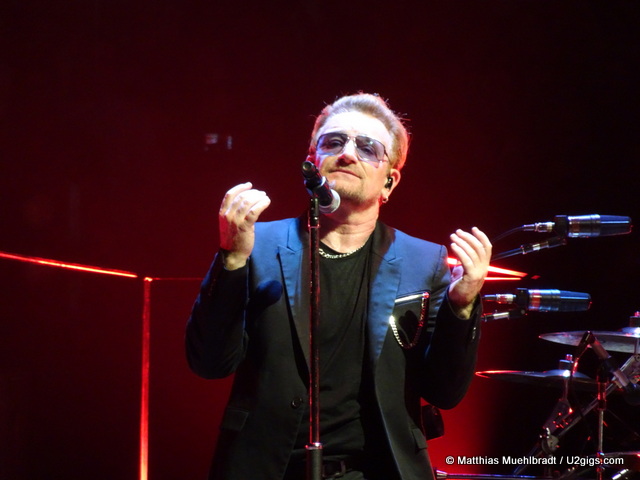 Photo by Matthias Muehlbradt / U2gigs.com