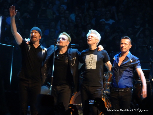 Photo by Matthias Muehlbradt / U2gigs.com