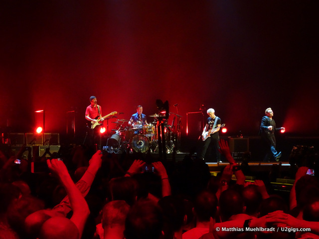 Photo by Matthias Muehlbradt / U2gigs.com